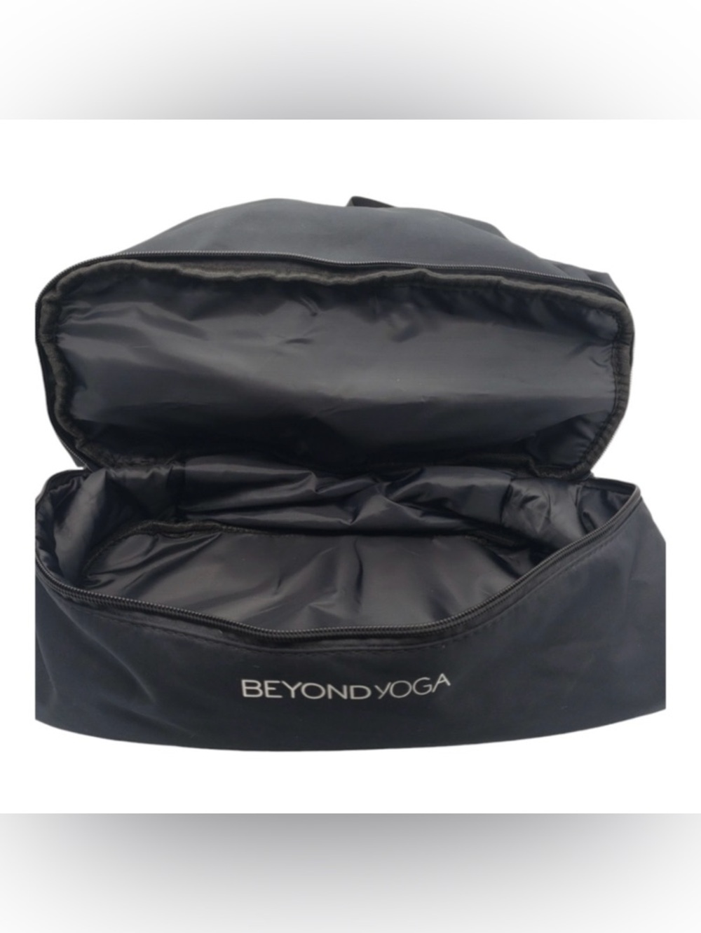 NWOT Beyond Yoga Convertible Gym Bag - Picture 7 of 11
